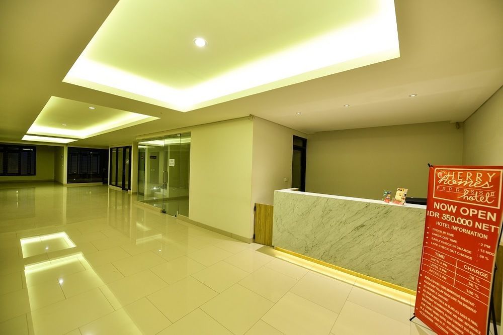 Cherry Homes Express Hotel Бандунг Екстериор снимка